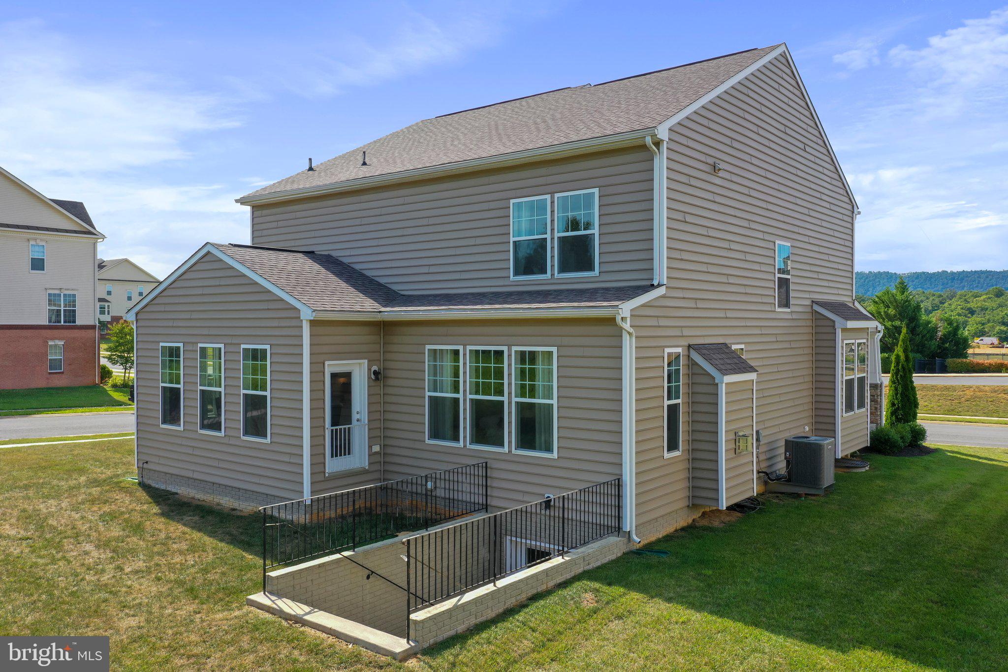 MARTINSBURG STATION - Residential