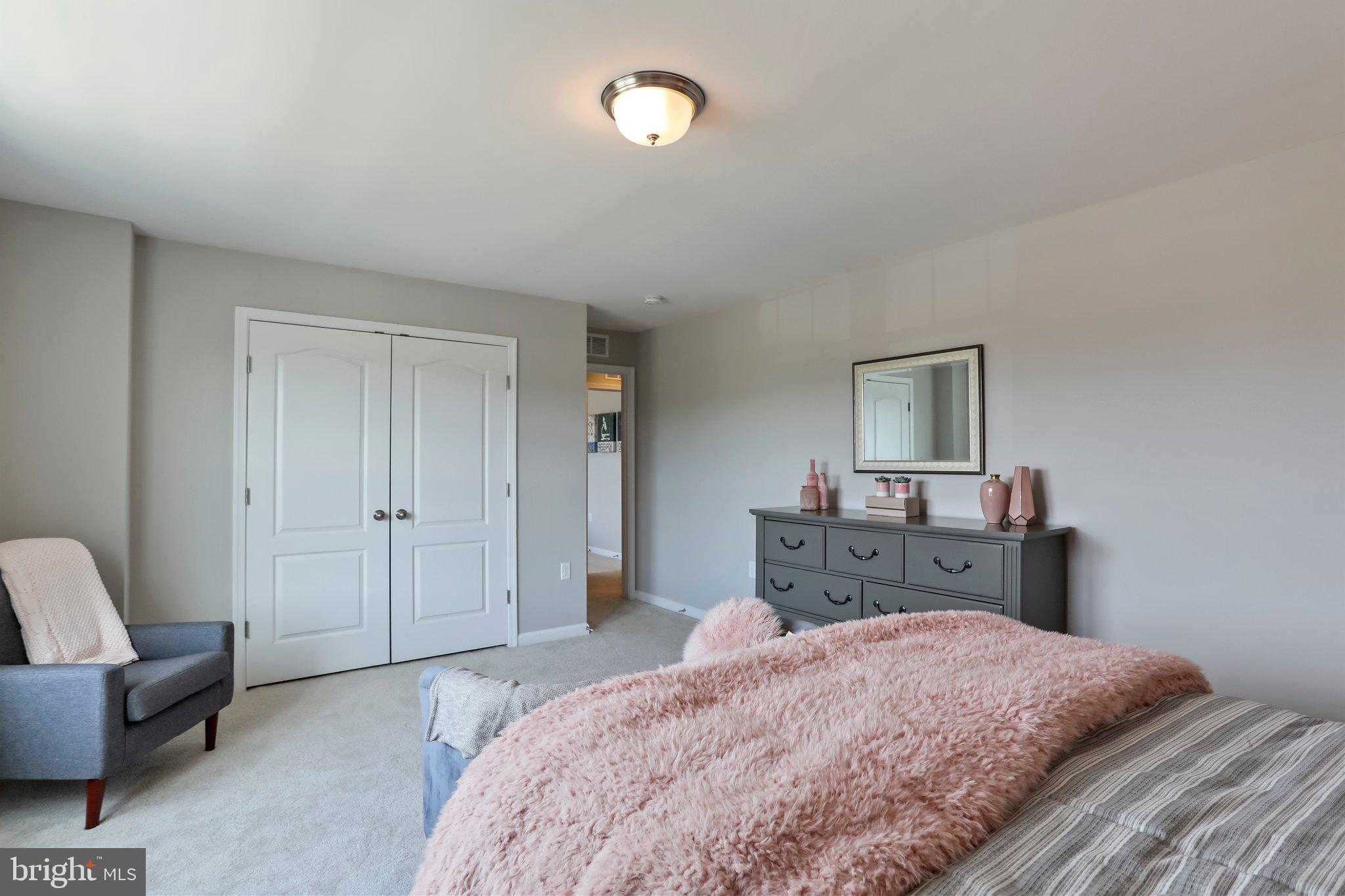 MARTINSBURG STATION - Residential