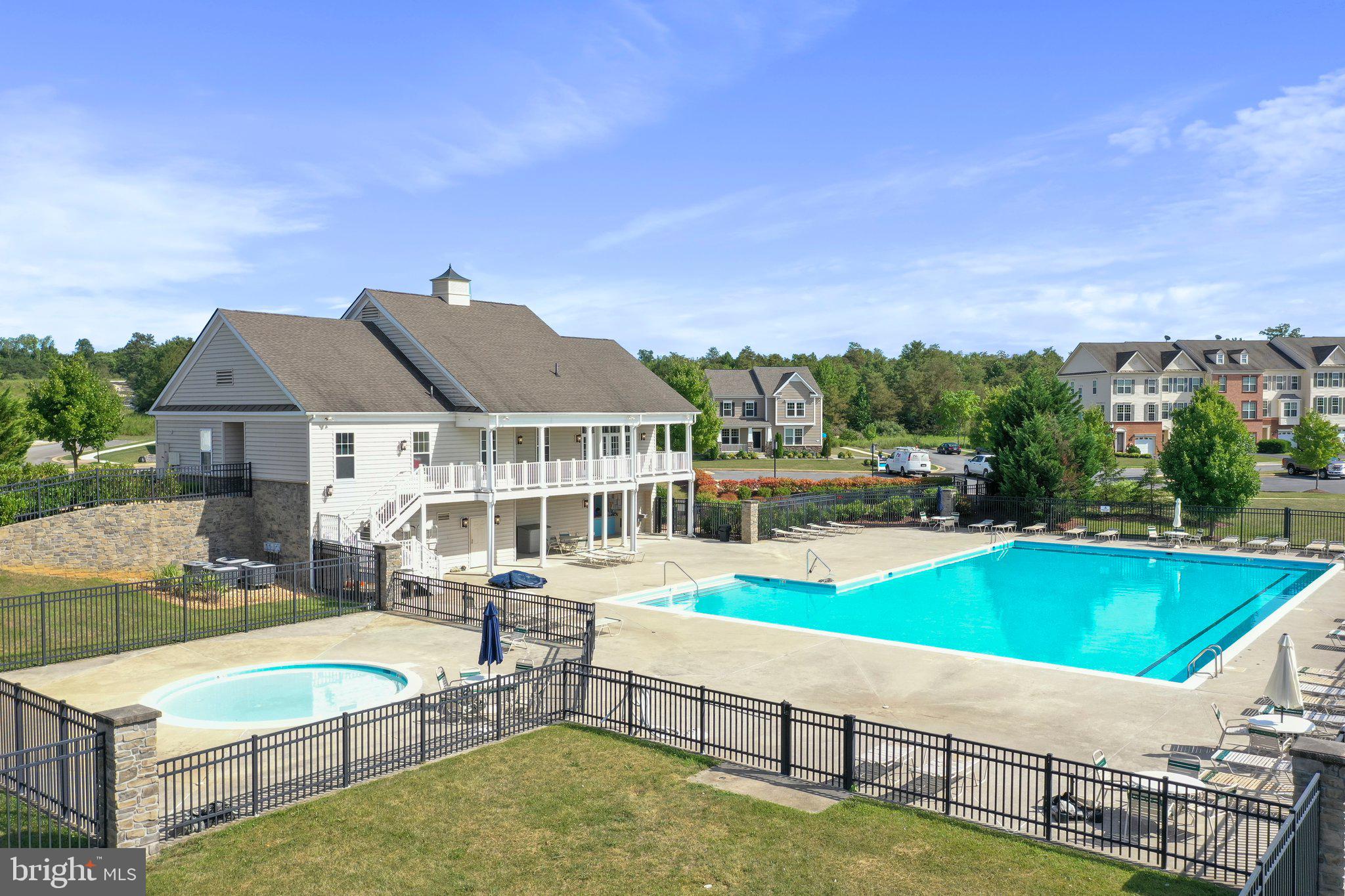 MARTINSBURG STATION - Residential