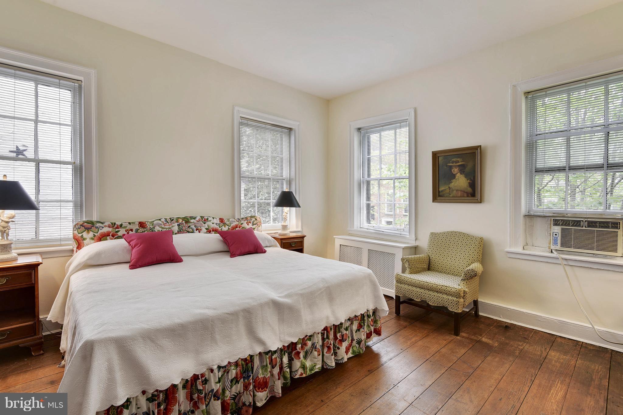 OLD TOWN - Residential