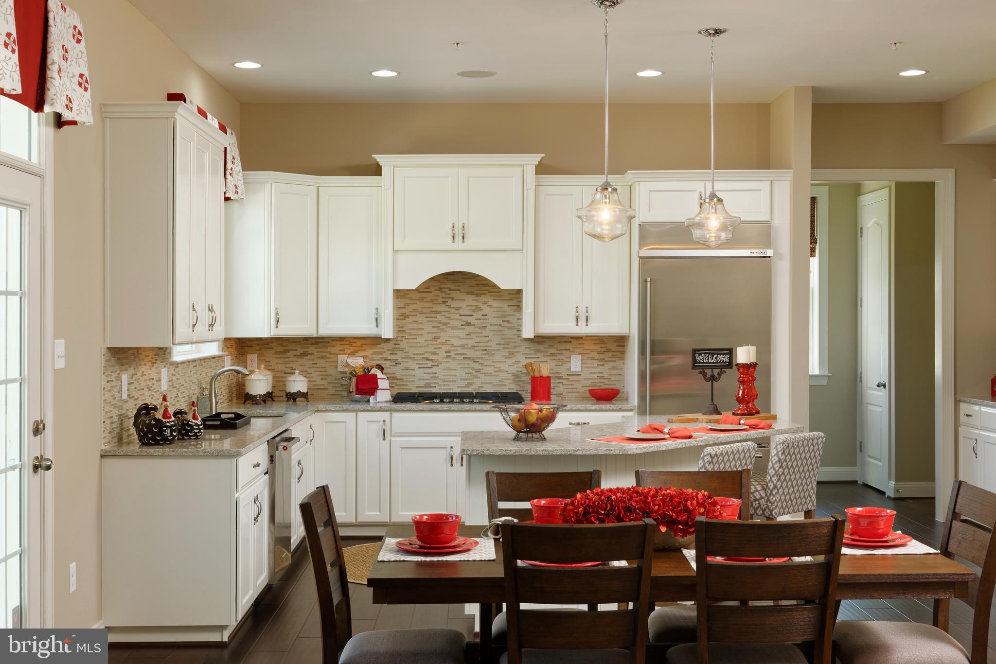 MCCANN ESTATES - Residential