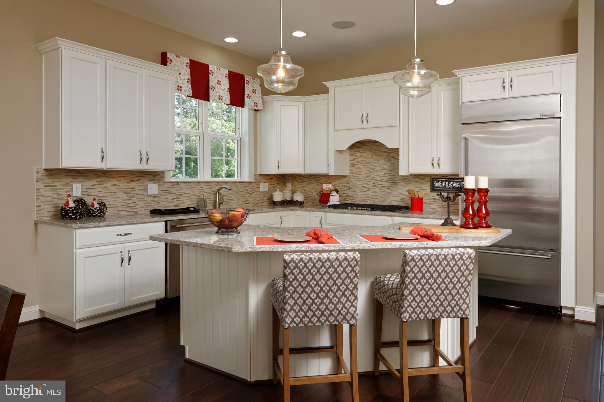 MCCANN ESTATES - Residential