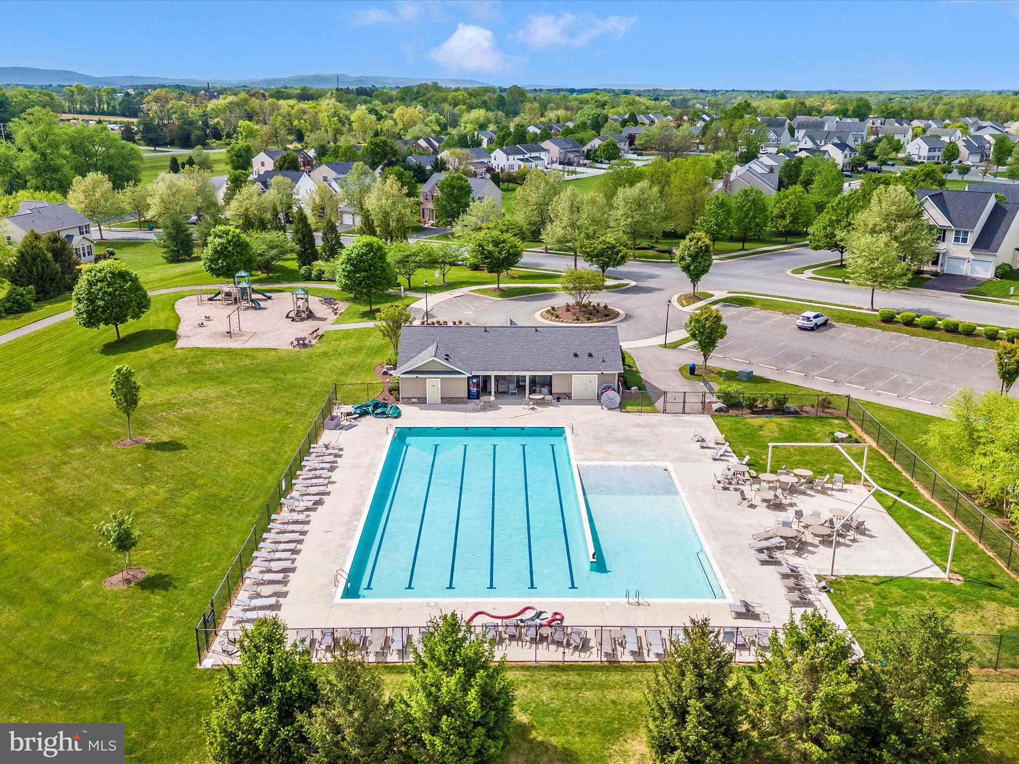 WESTFIELDS - Residential