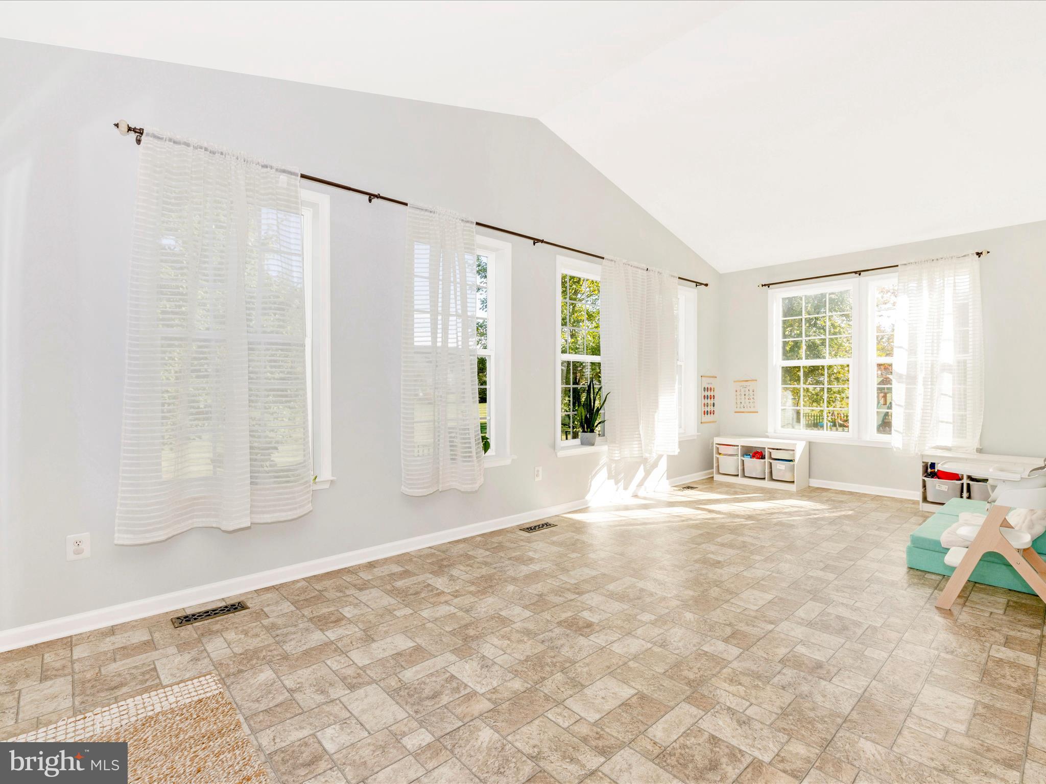 WESTFIELDS - Residential