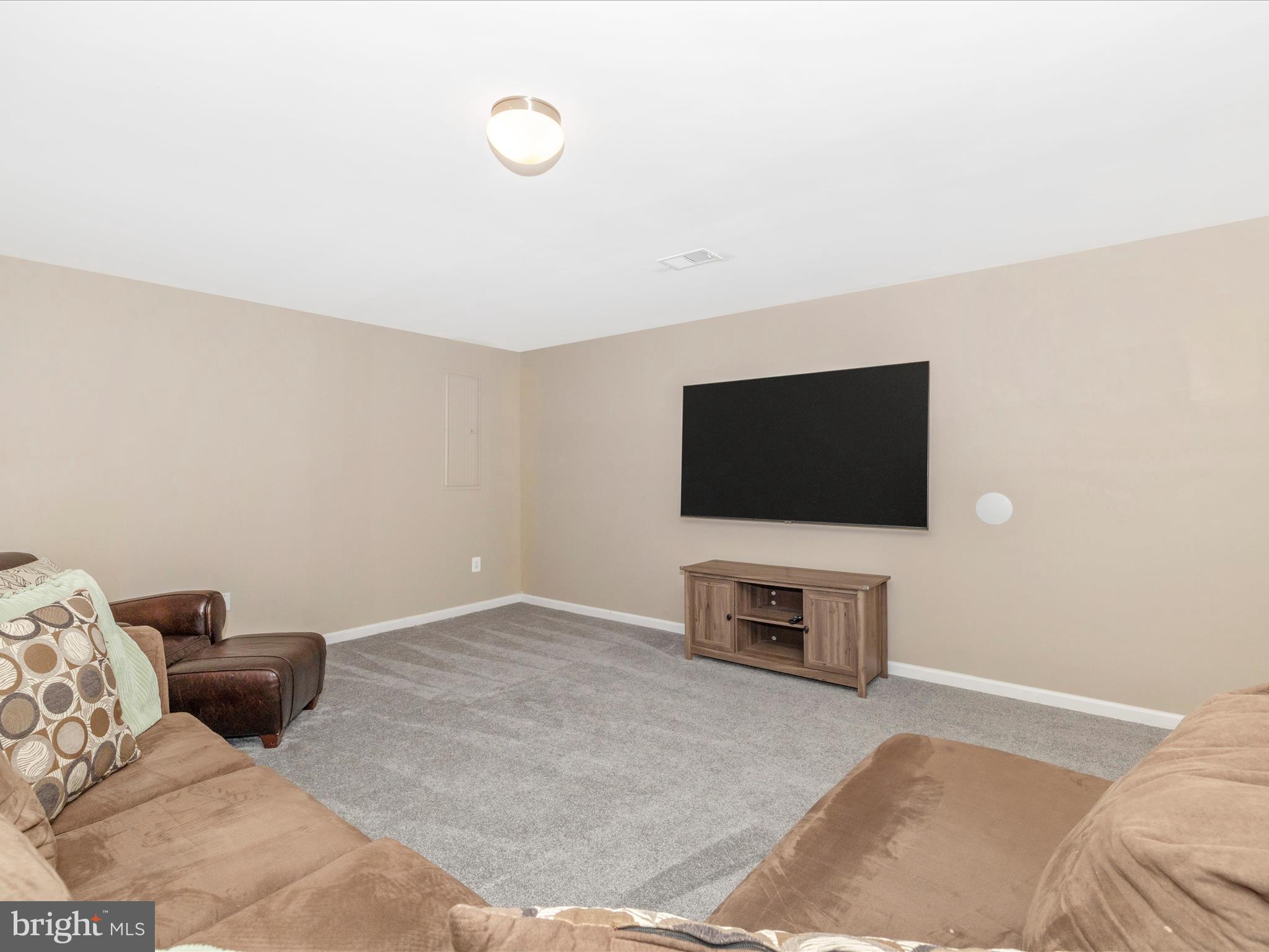 WESTFIELDS - Residential