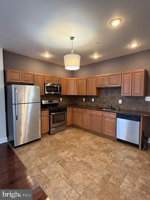 MARCONI PARK EAST - Residential Lease