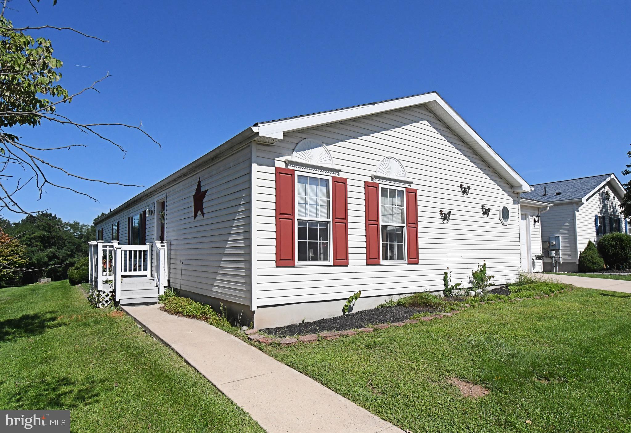 1047 SCENIC VIEW DRIVE