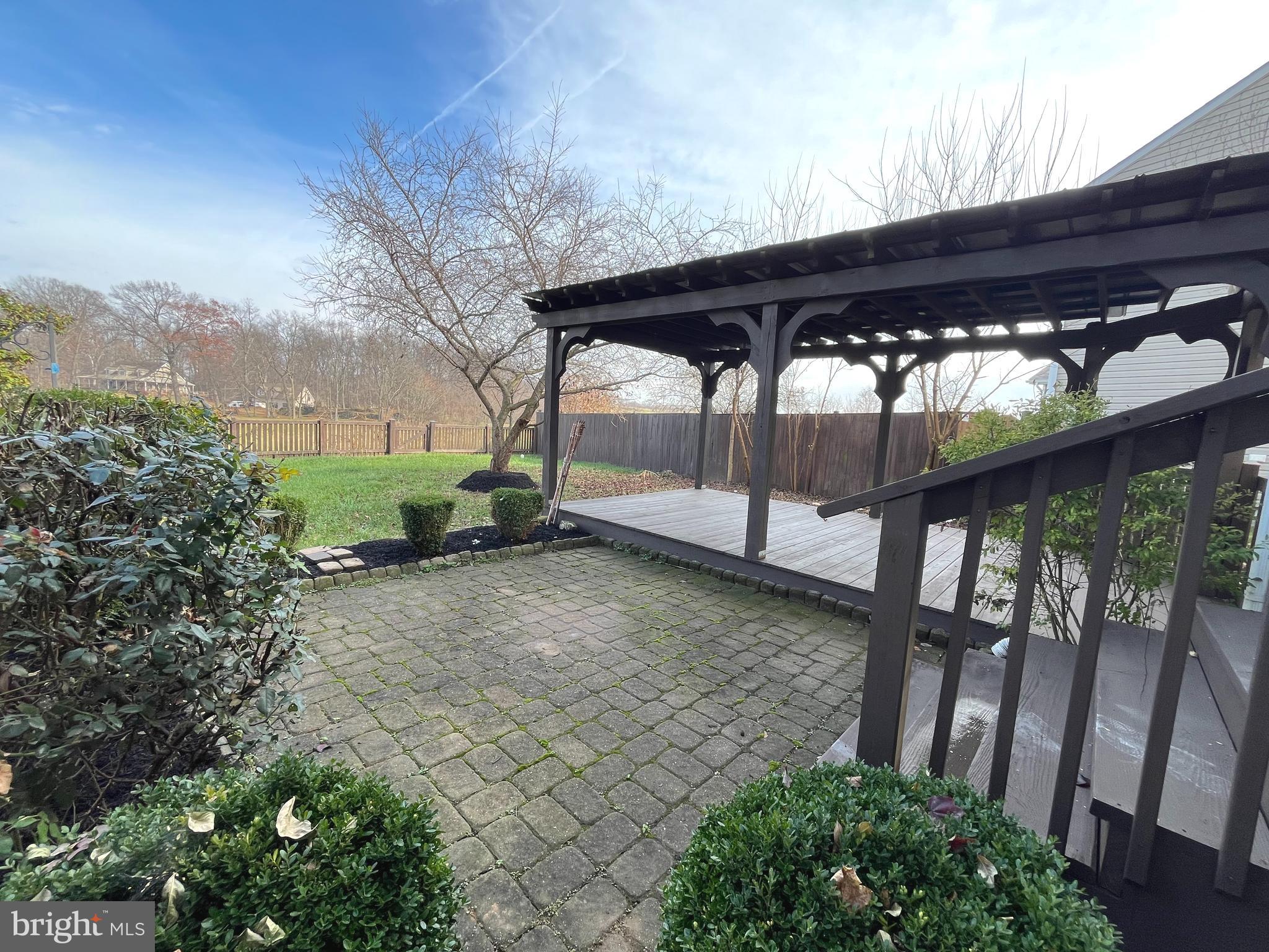 LIBERTY RUN - Residential