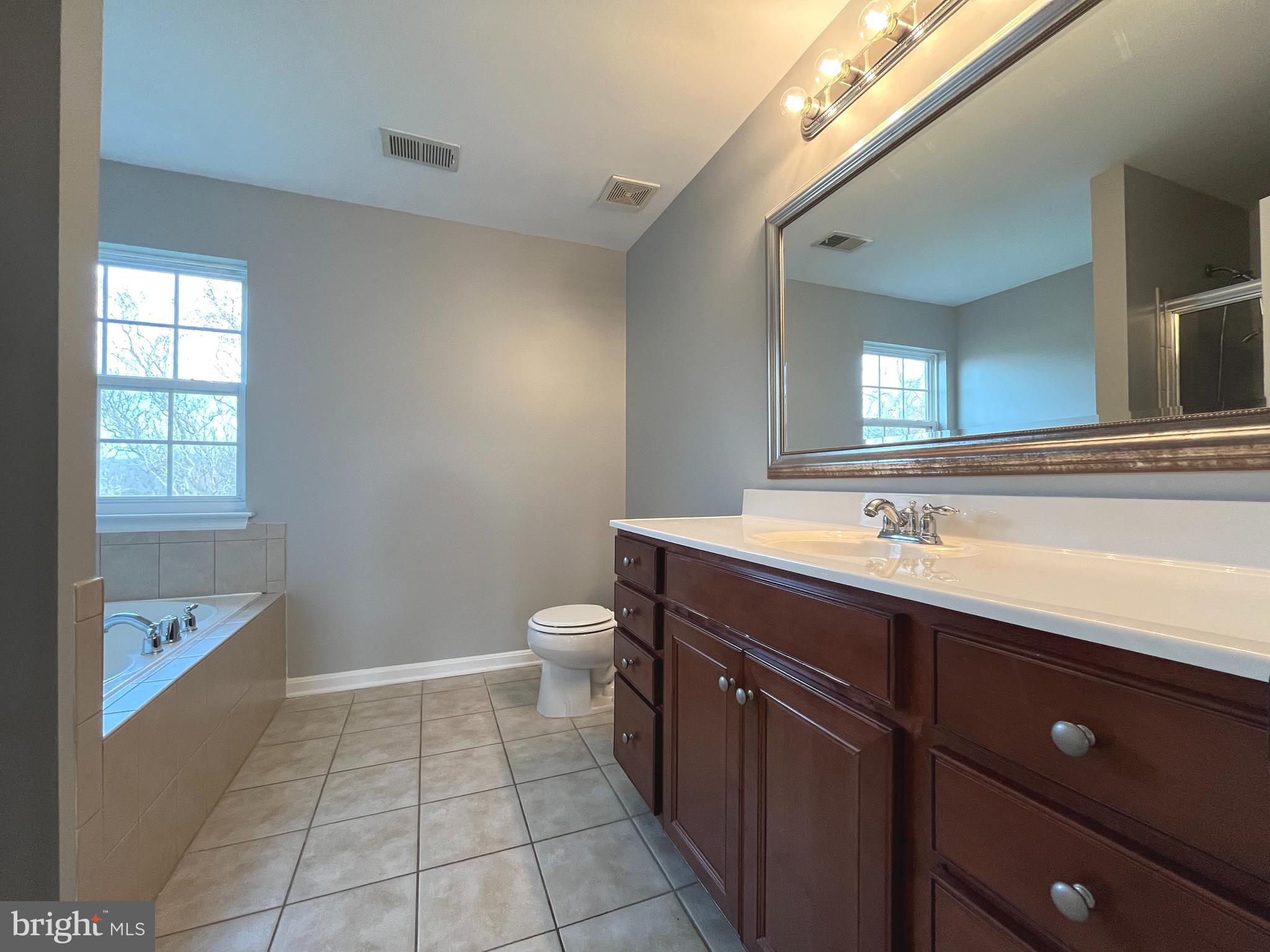 LIBERTY RUN - Residential