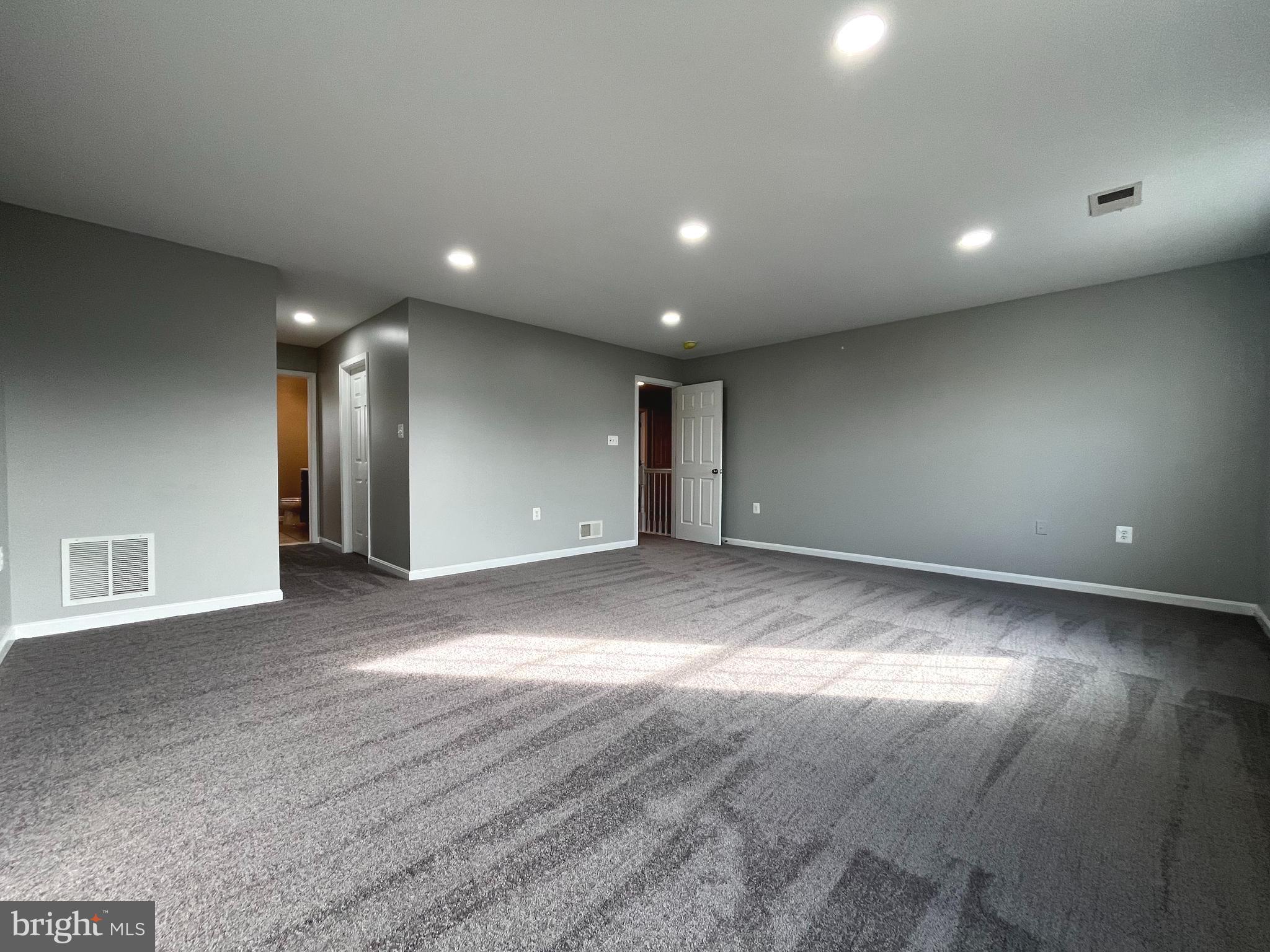 LIBERTY RUN - Residential