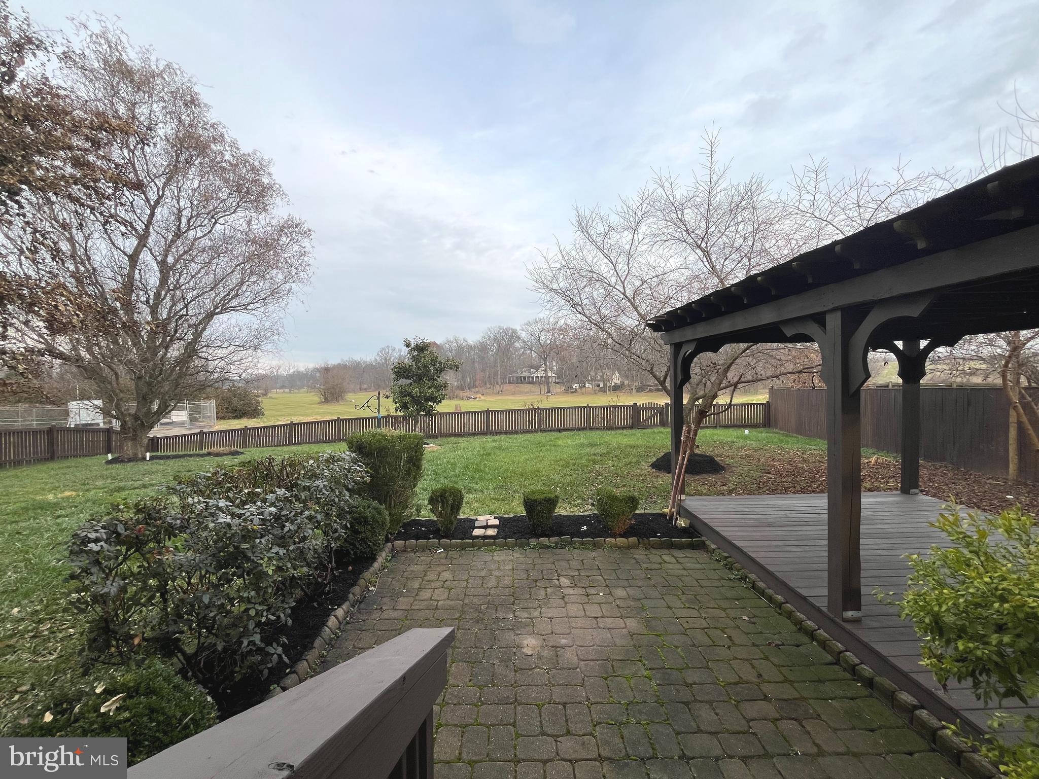 LIBERTY RUN - Residential