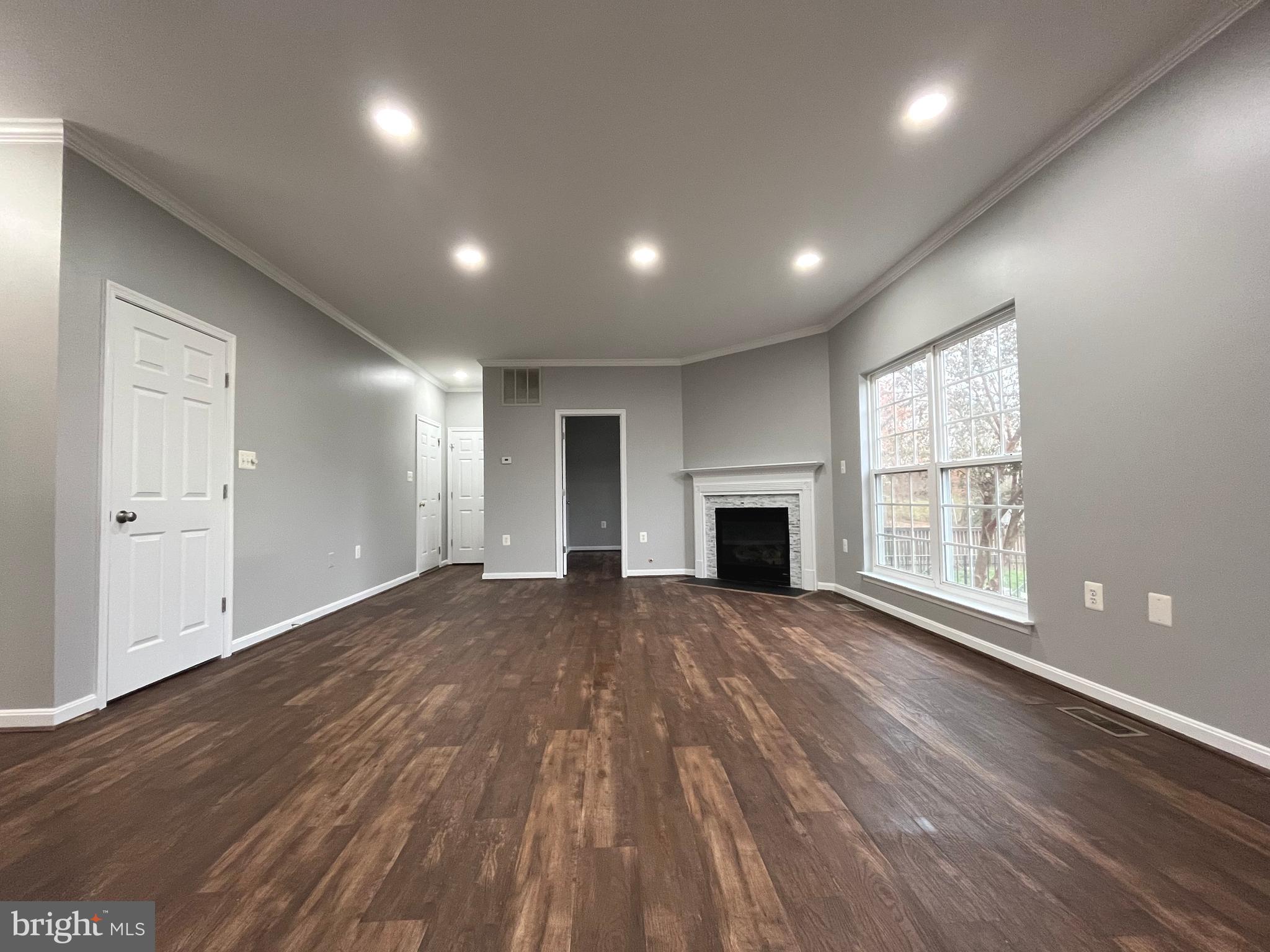 LIBERTY RUN - Residential