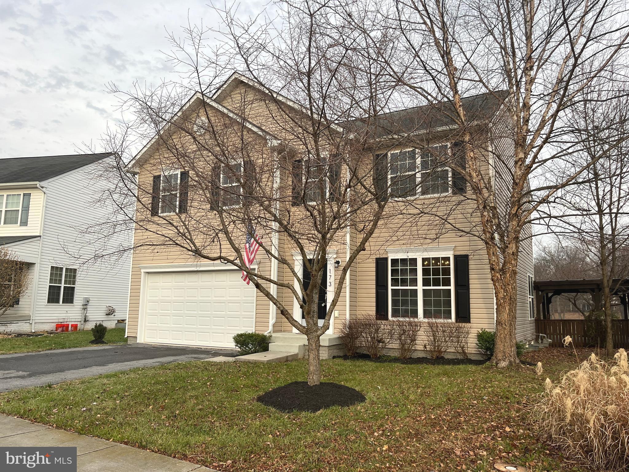 LIBERTY RUN - Residential