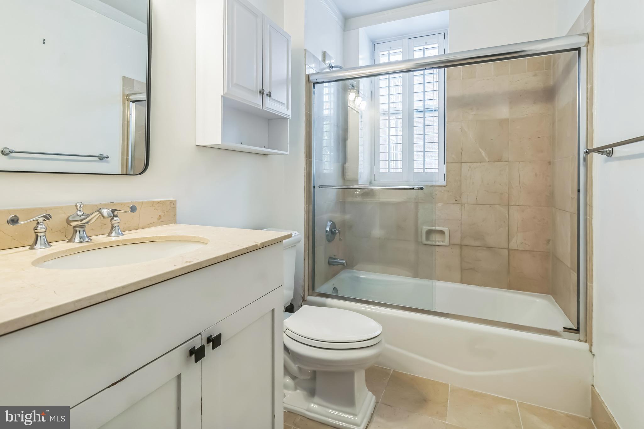 DUPONT - Residential Lease