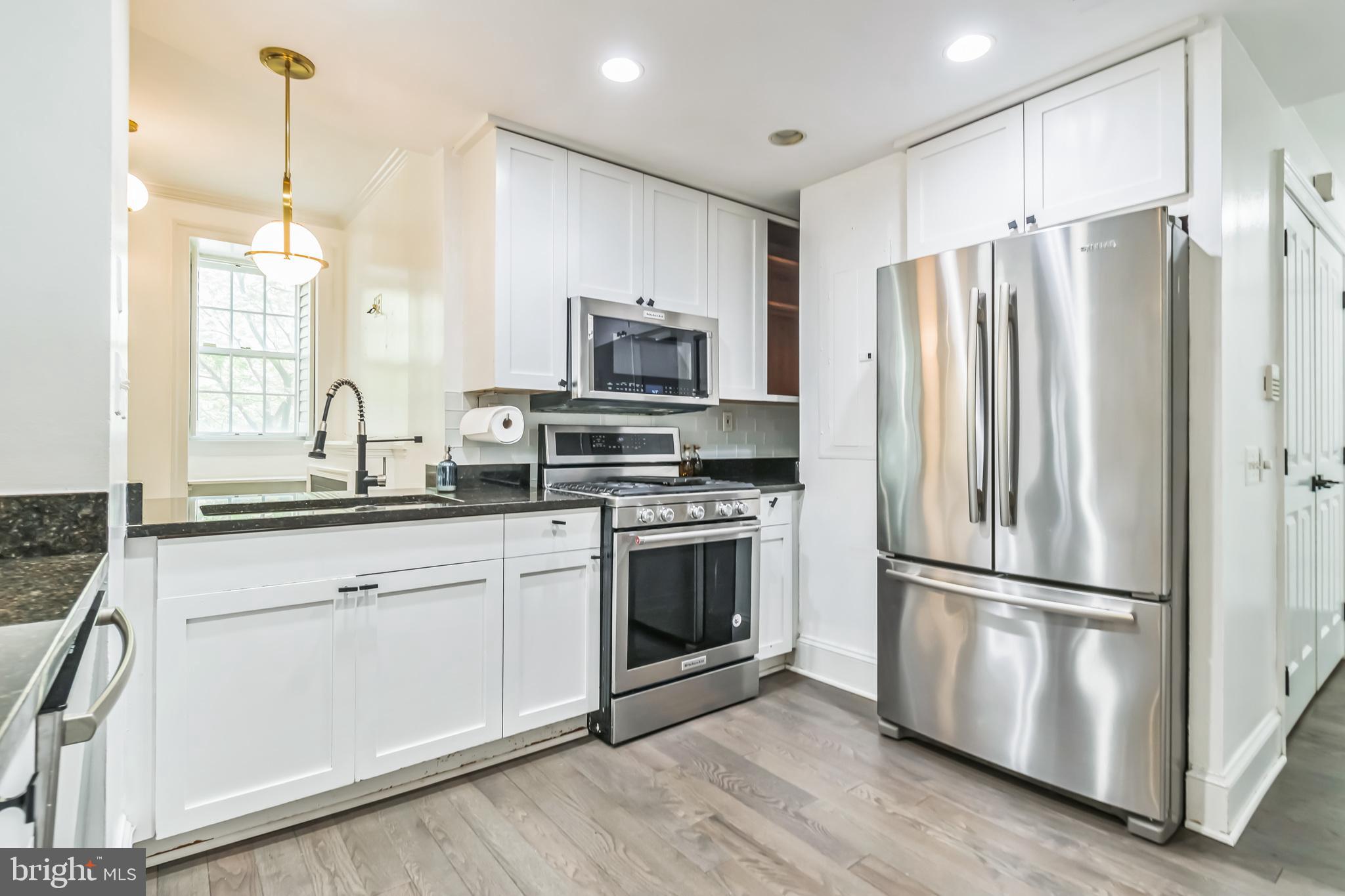 DUPONT - Residential Lease
