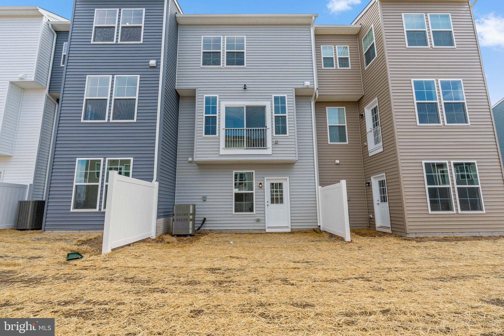 MARTINSBURG STATION - Residential