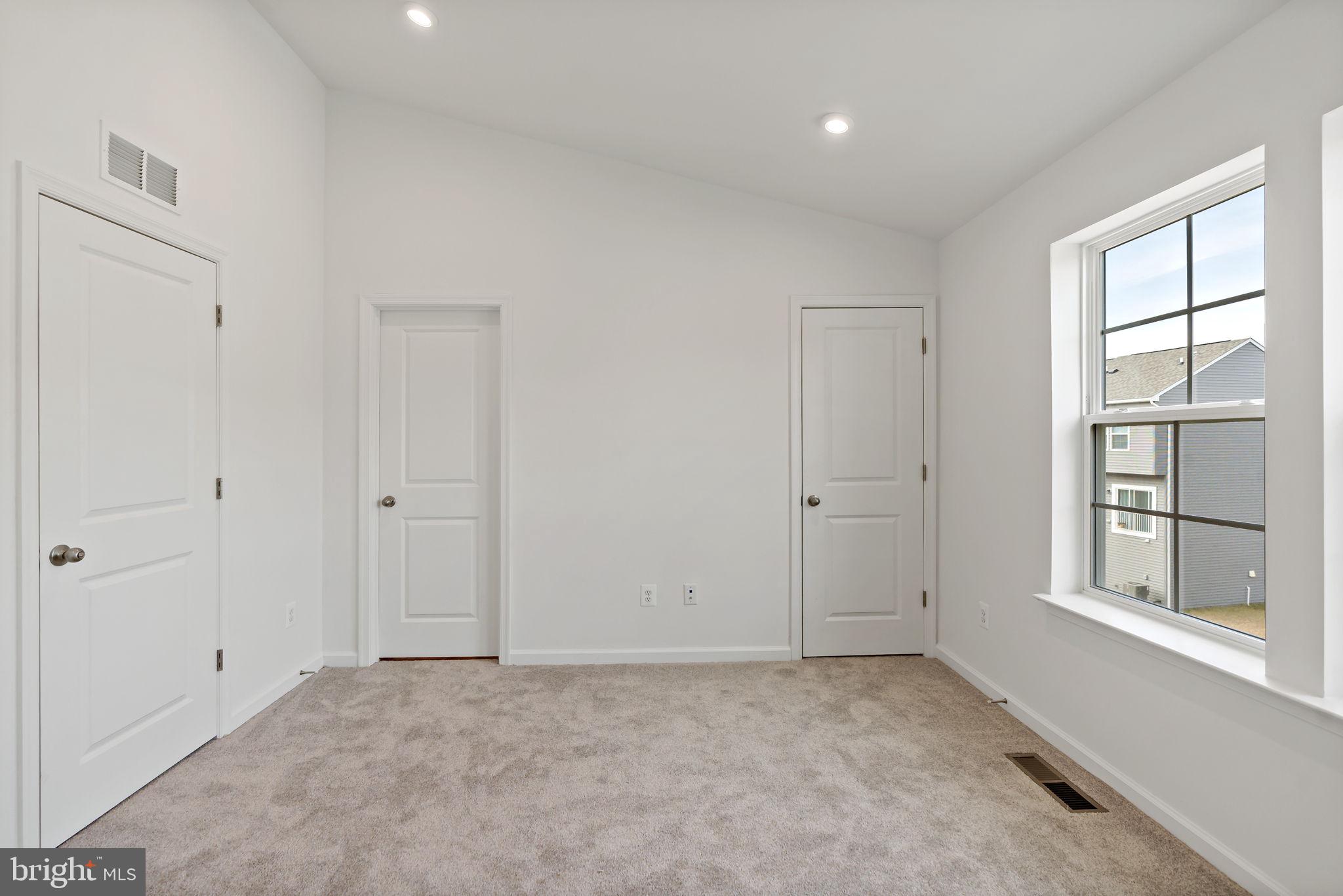 MARTINSBURG STATION - Residential