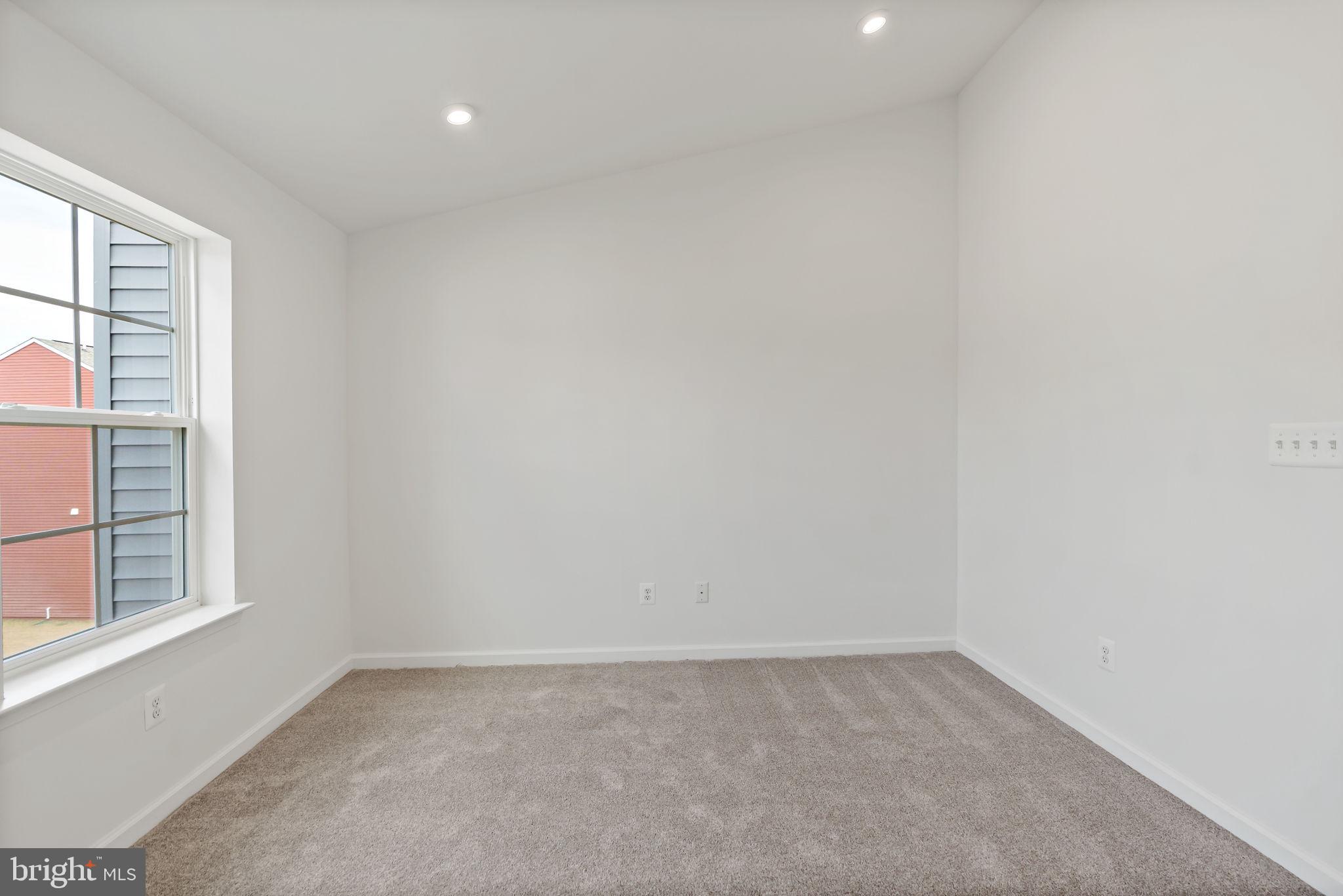 MARTINSBURG STATION - Residential