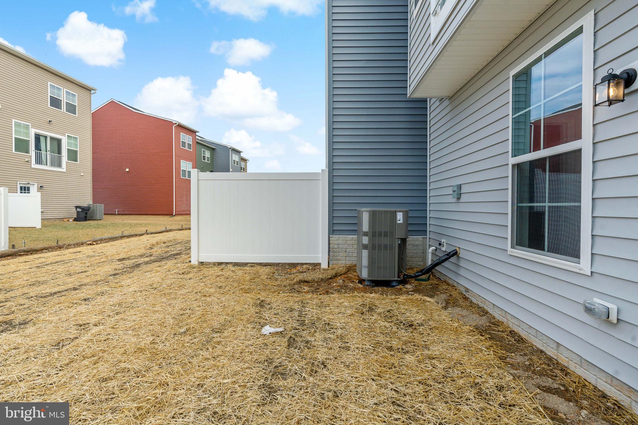 MARTINSBURG STATION - Residential