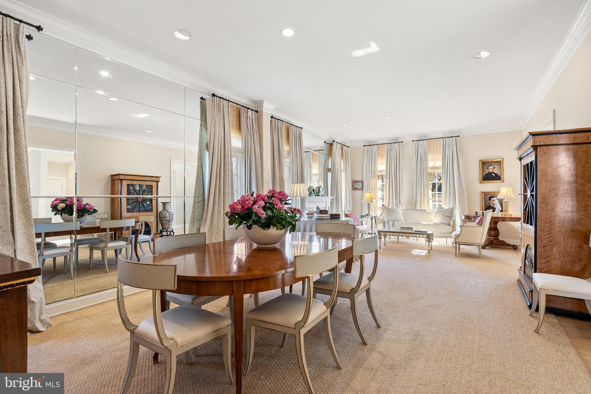 7440 OLD MAPLE SQUARE