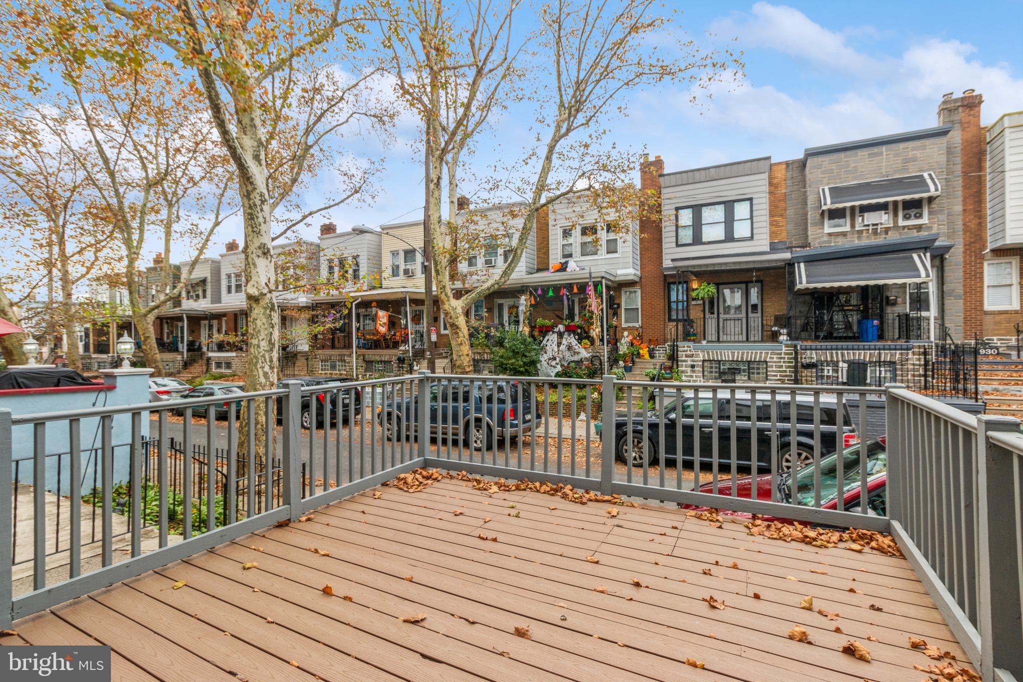 OXFORD CIRCLE - Residential