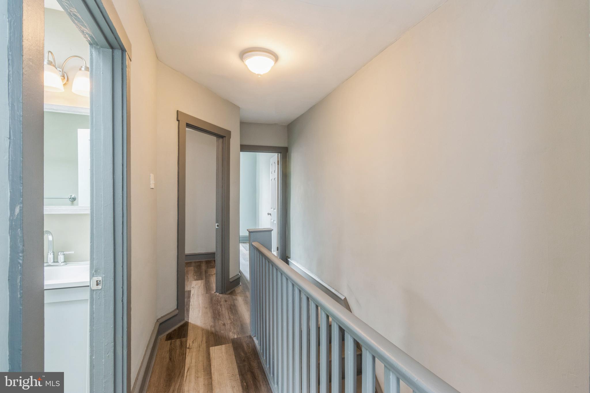 OXFORD CIRCLE - Residential