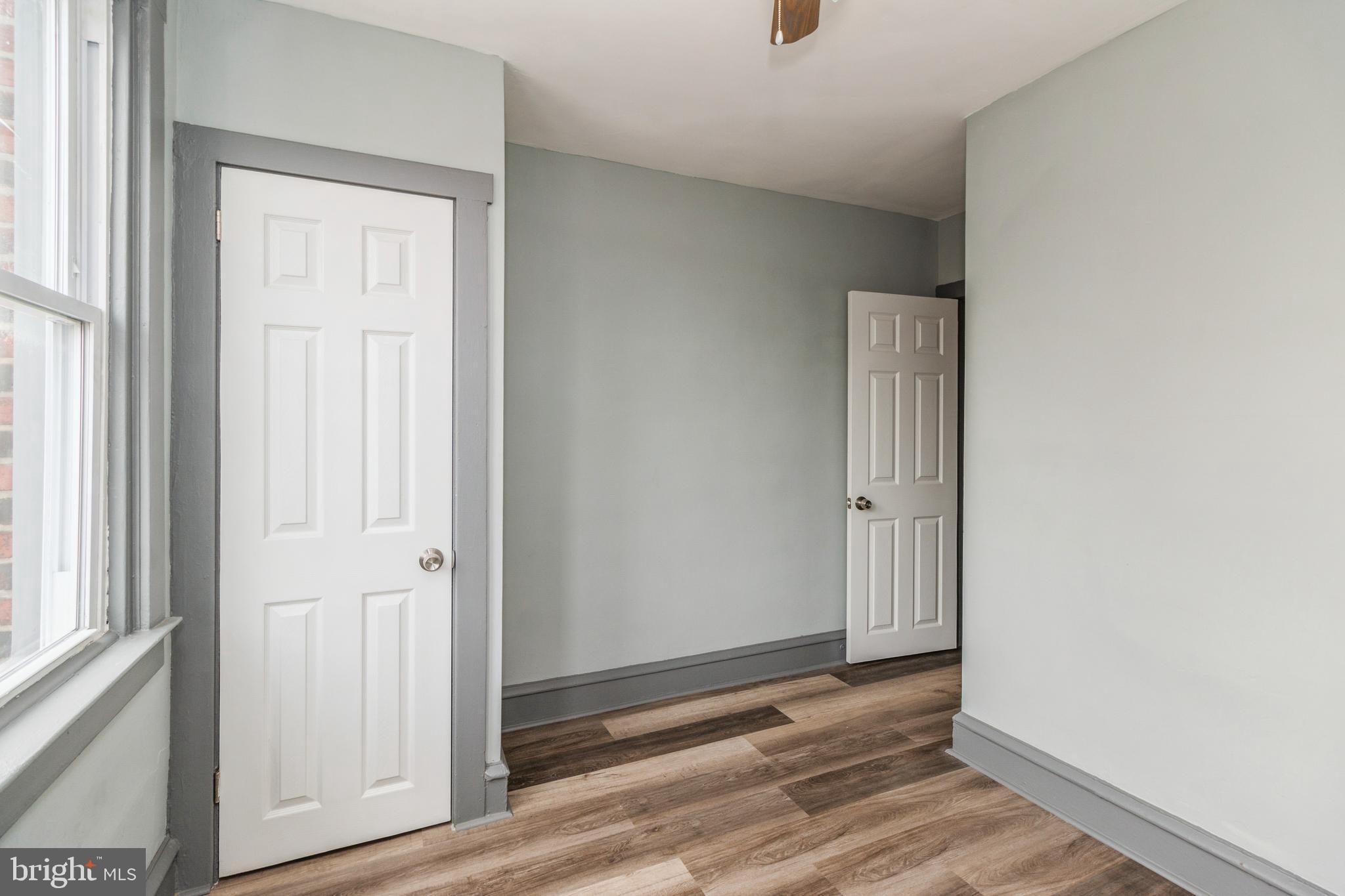 OXFORD CIRCLE - Residential