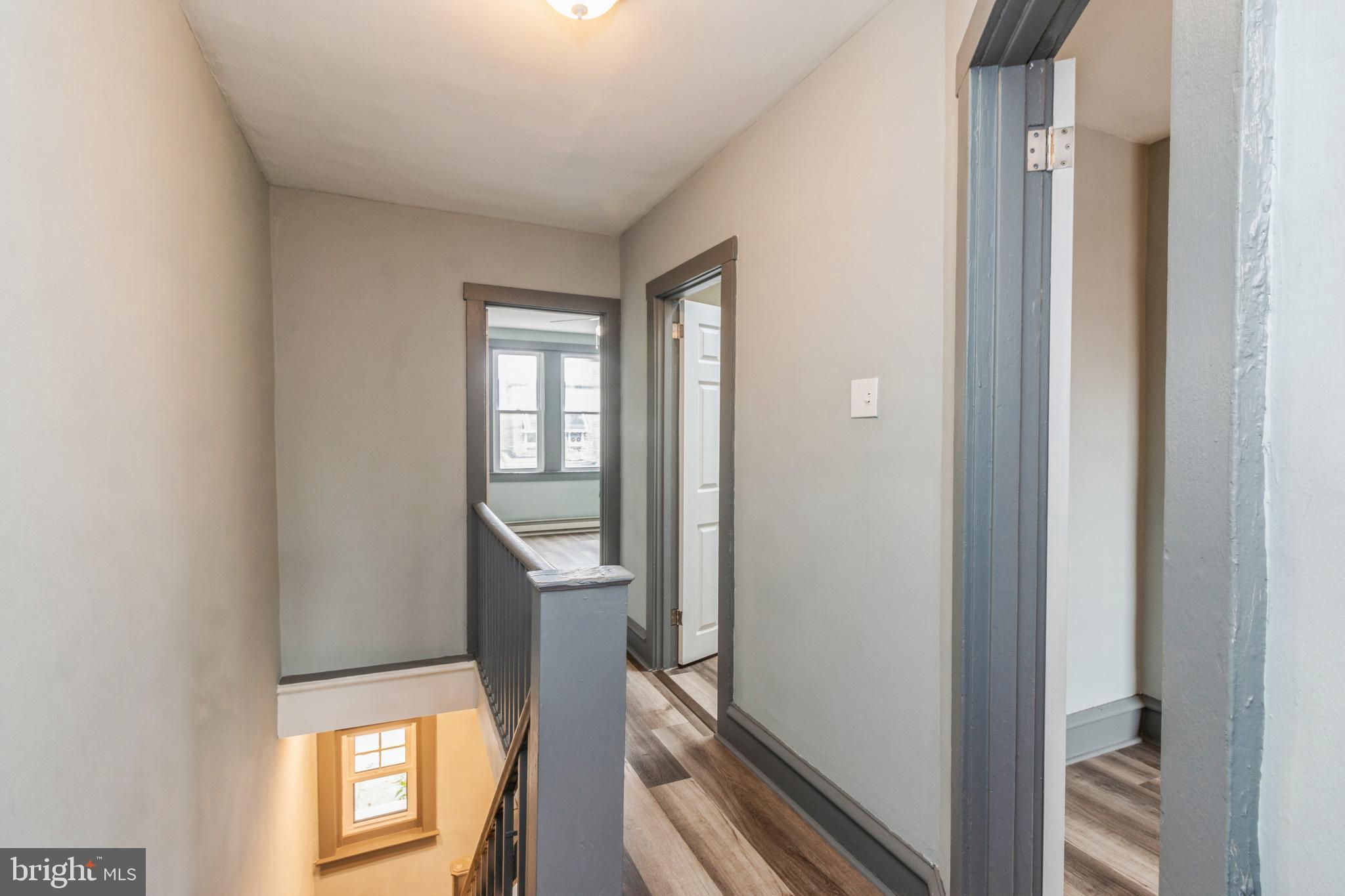 OXFORD CIRCLE - Residential