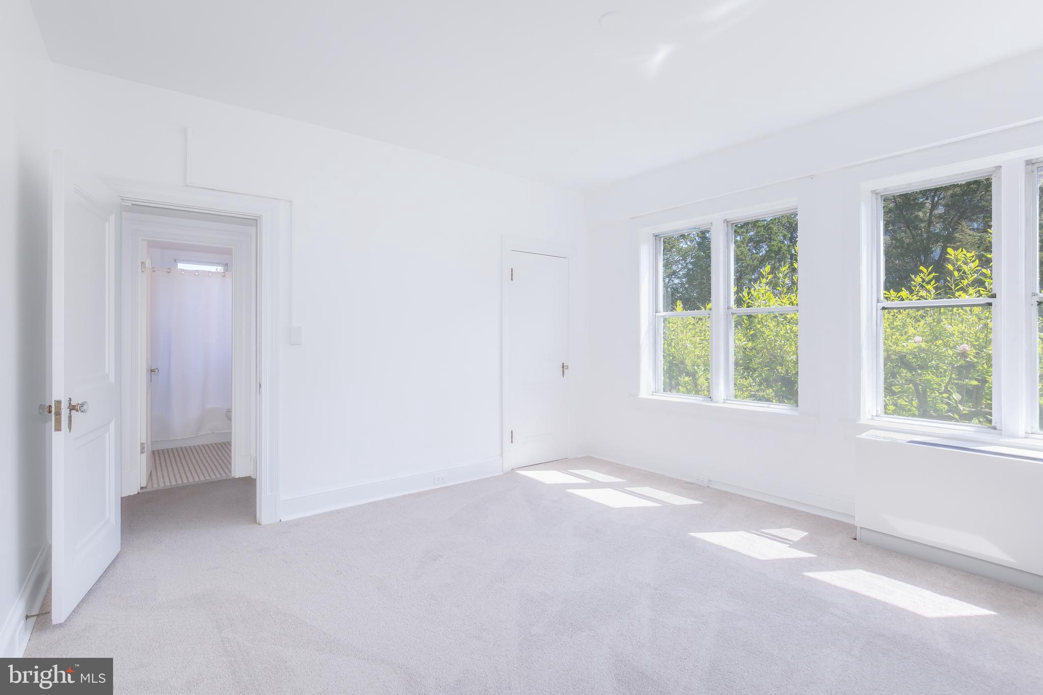 OBSERVATORY CIRCLE - Residential