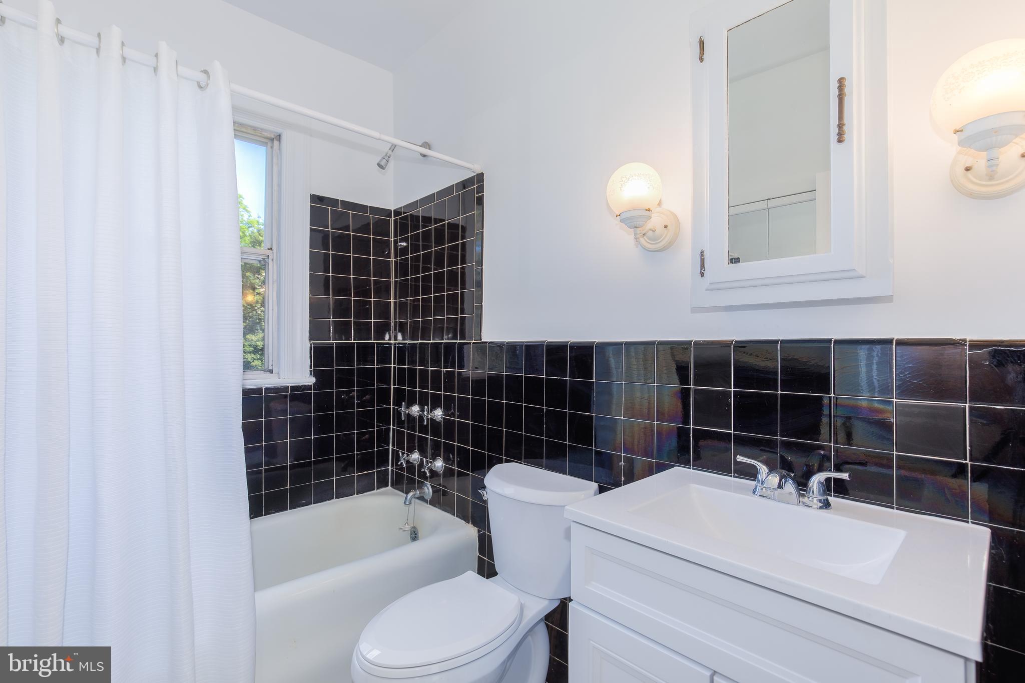 OBSERVATORY CIRCLE - Residential