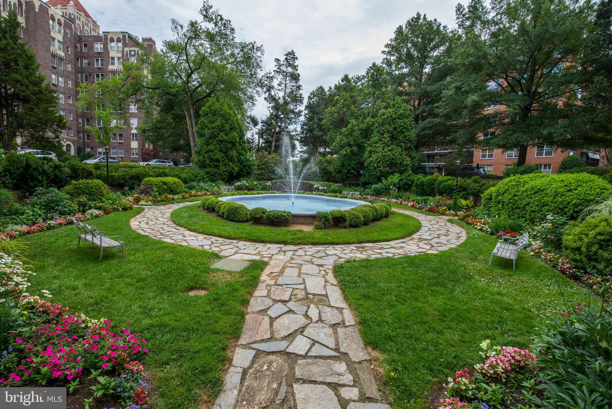 OBSERVATORY CIRCLE - Residential