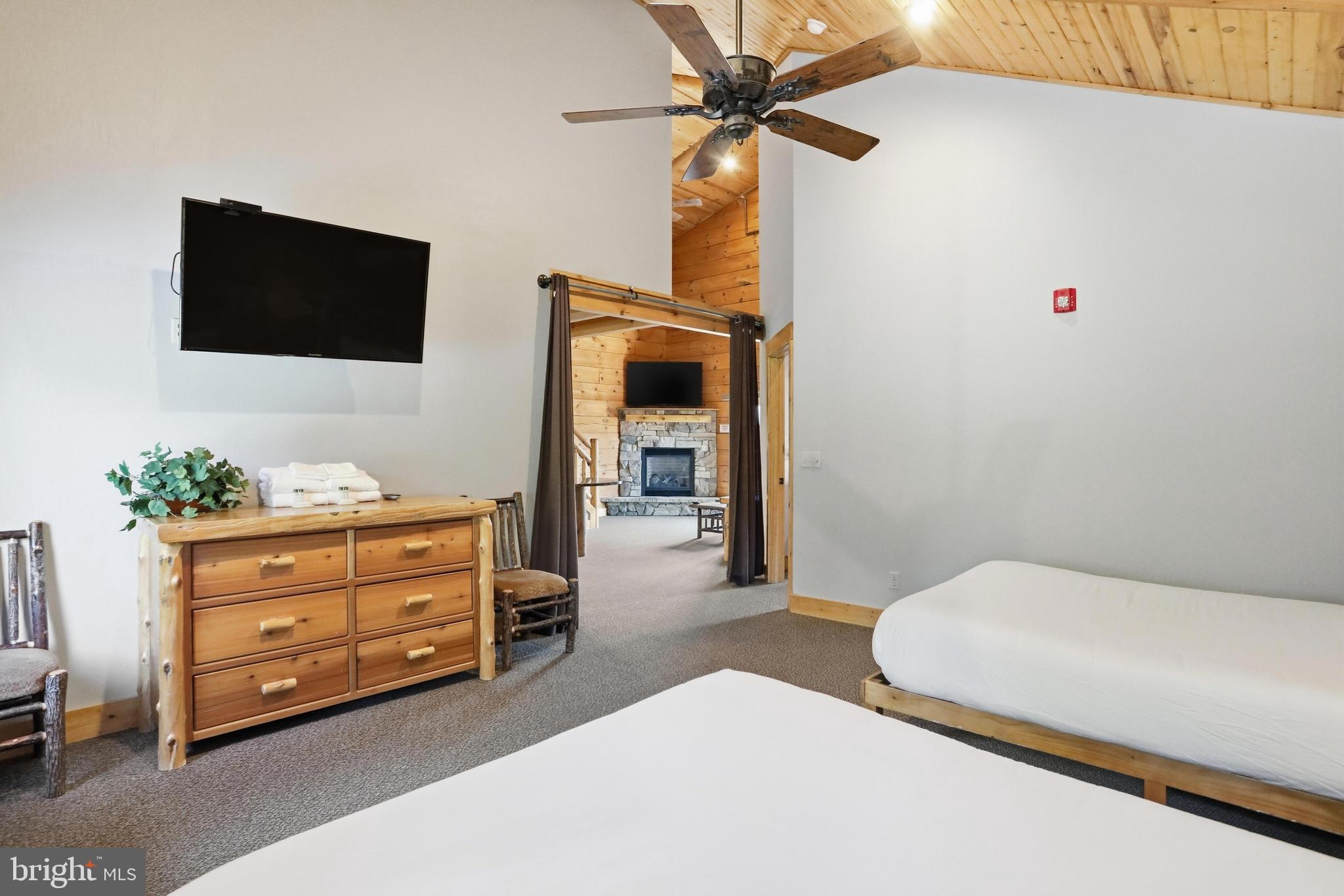 THE LODGES AT SUNSET VILLAGE - Residential