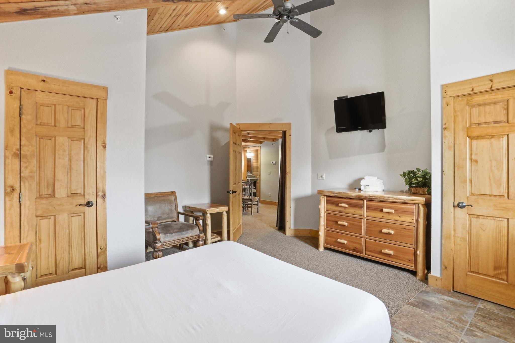 THE LODGES AT SUNSET VILLAGE - Residential