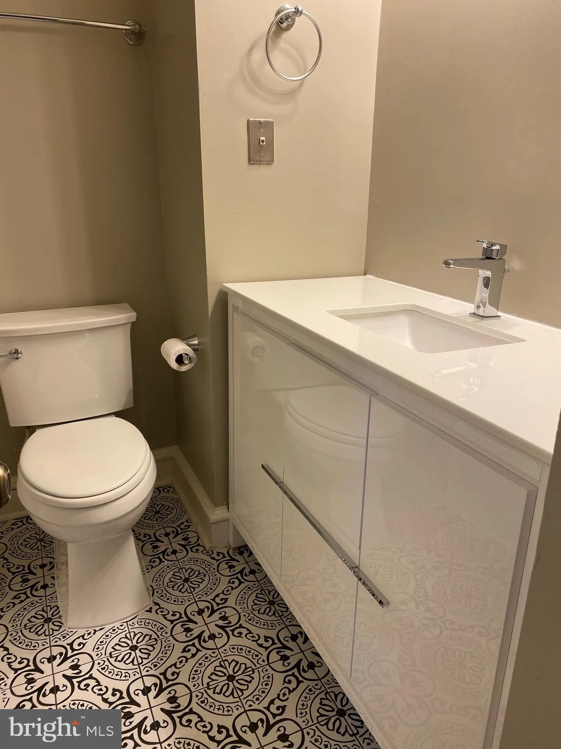 Additional image 109 of 915 C Street SE, Washington, DC 20003