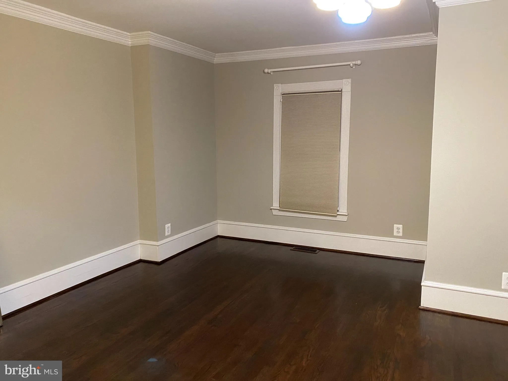 Additional image 115 of 915 C Street SE, Washington, DC 20003