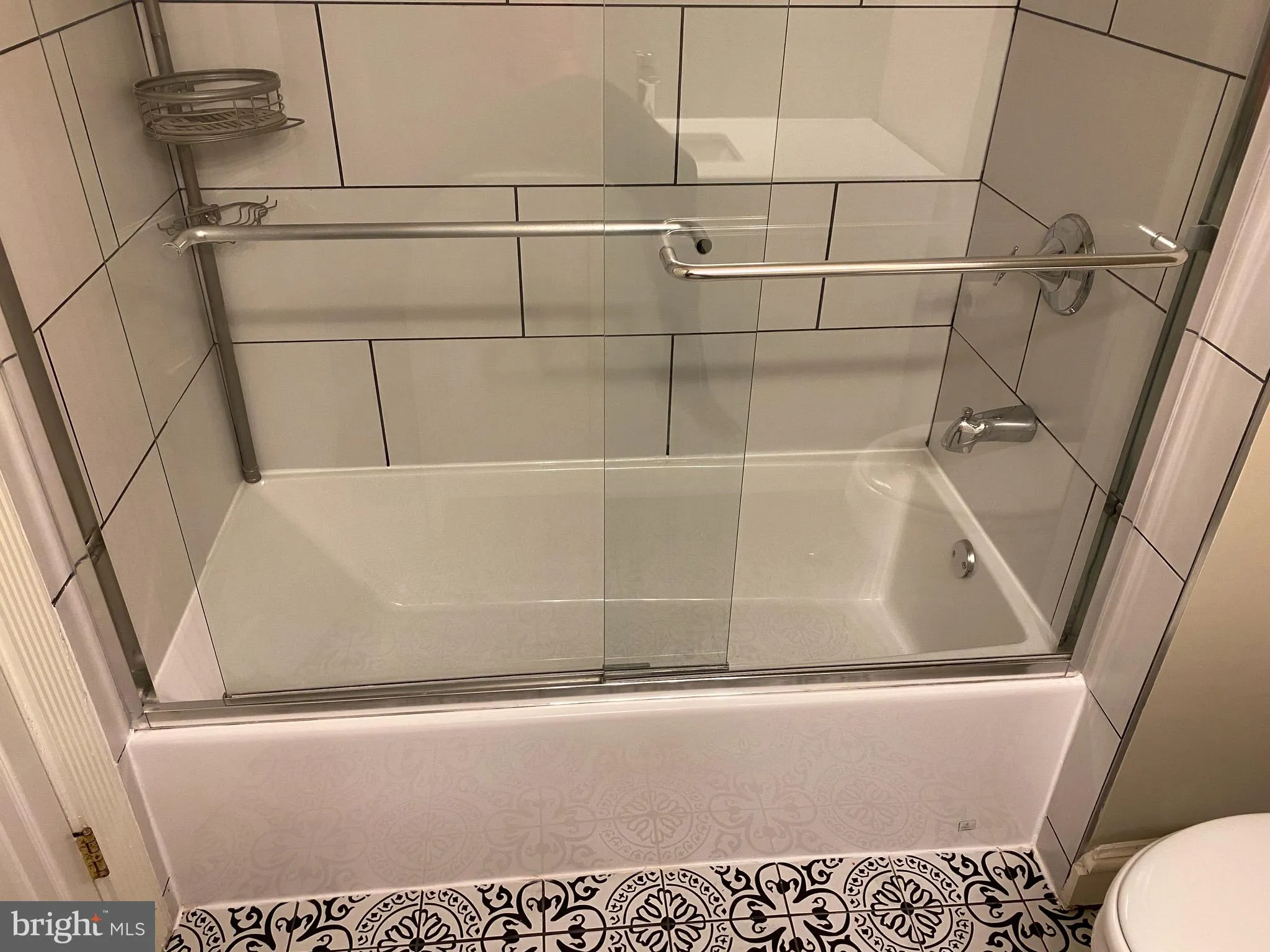 Additional image 102 of 915 C Street SE, Washington, DC 20003