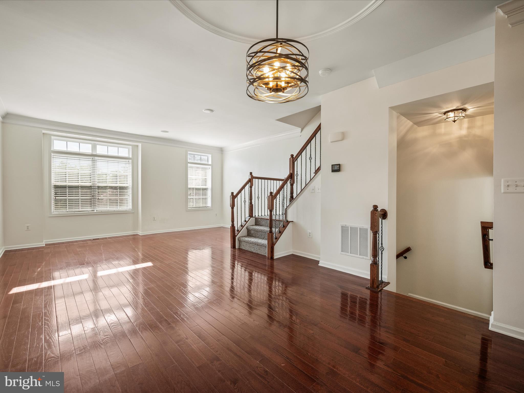 LOUDOUN VALLEY ESTATES - Residential