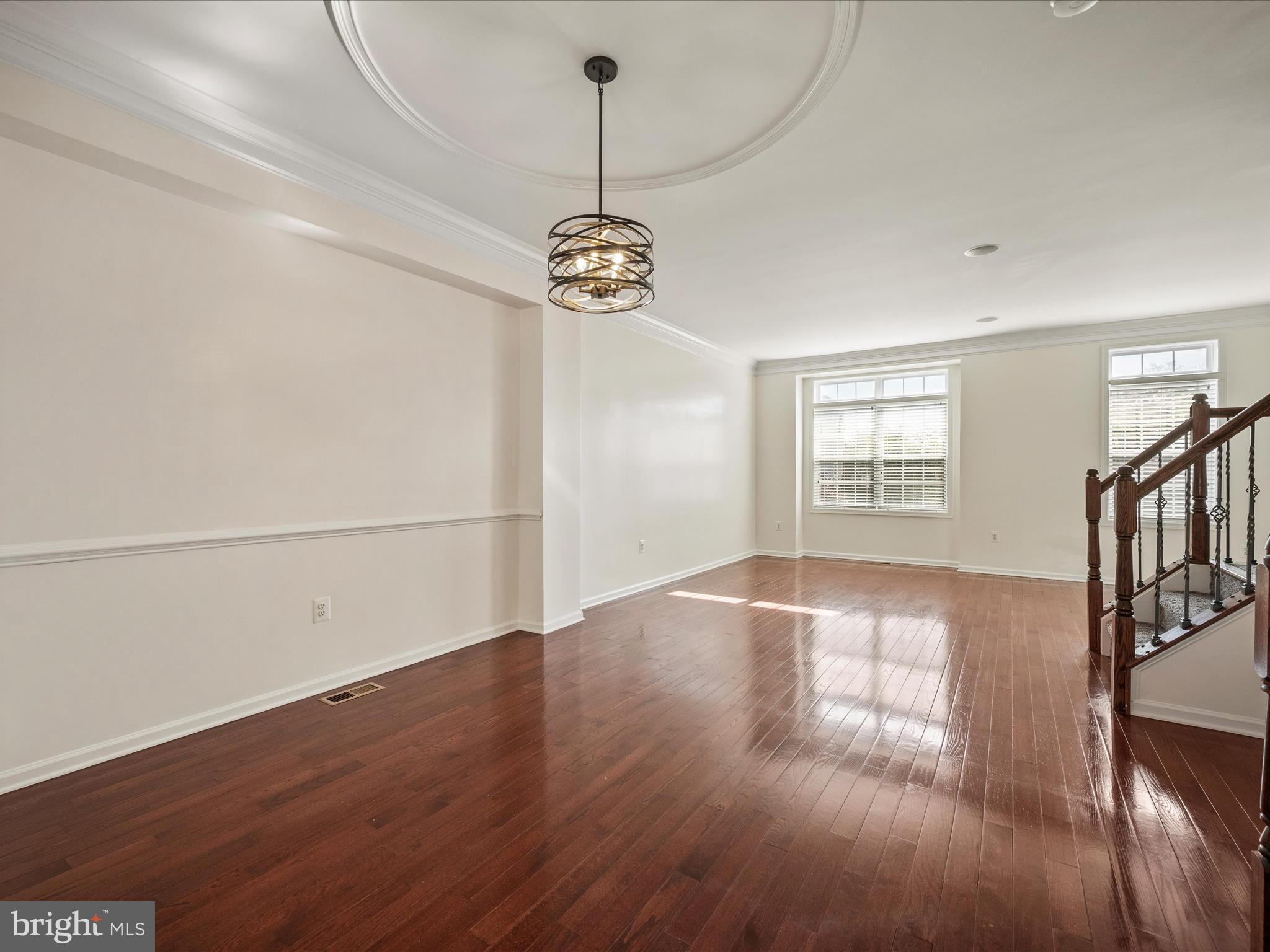 LOUDOUN VALLEY ESTATES - Residential