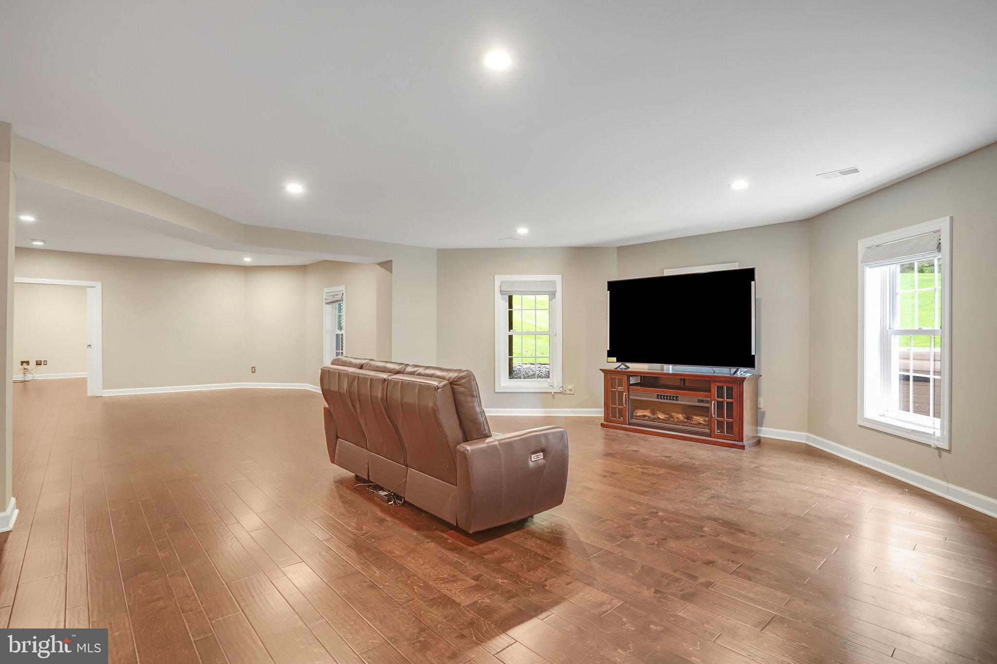 BALMORAL GREENS - Residential