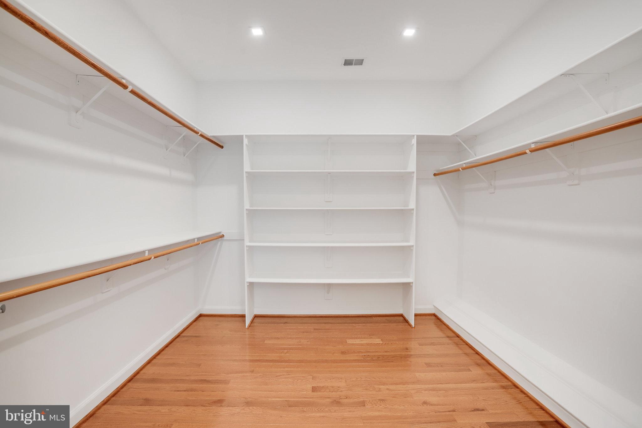 BALMORAL GREENS - Residential