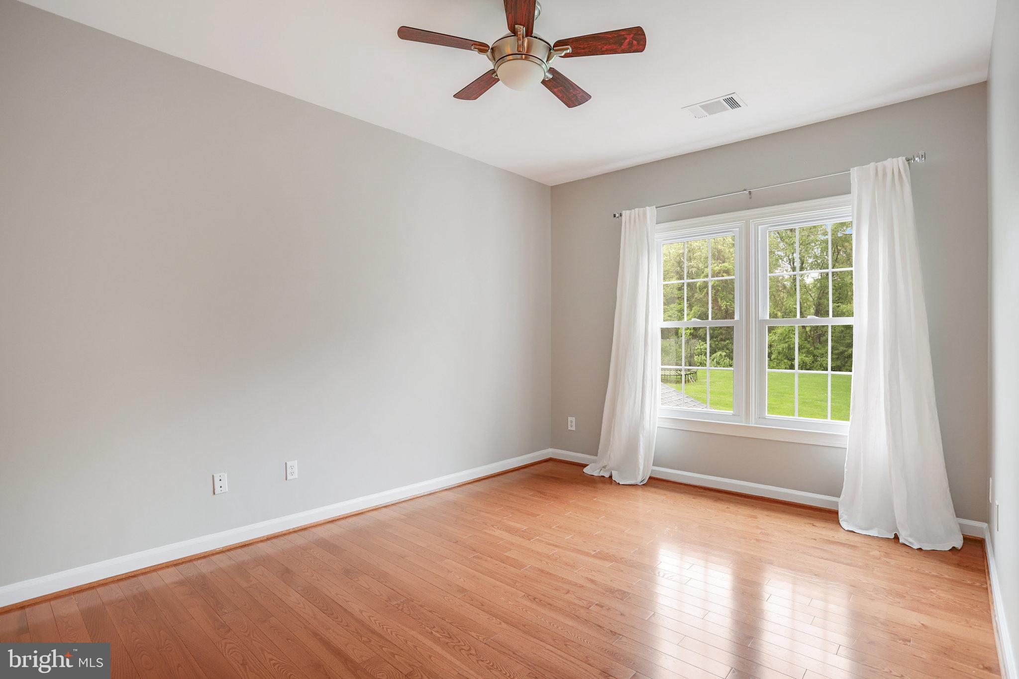 BALMORAL GREENS - Residential