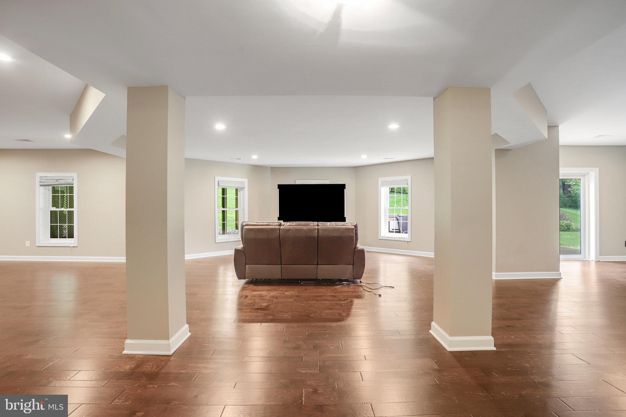 BALMORAL GREENS - Residential