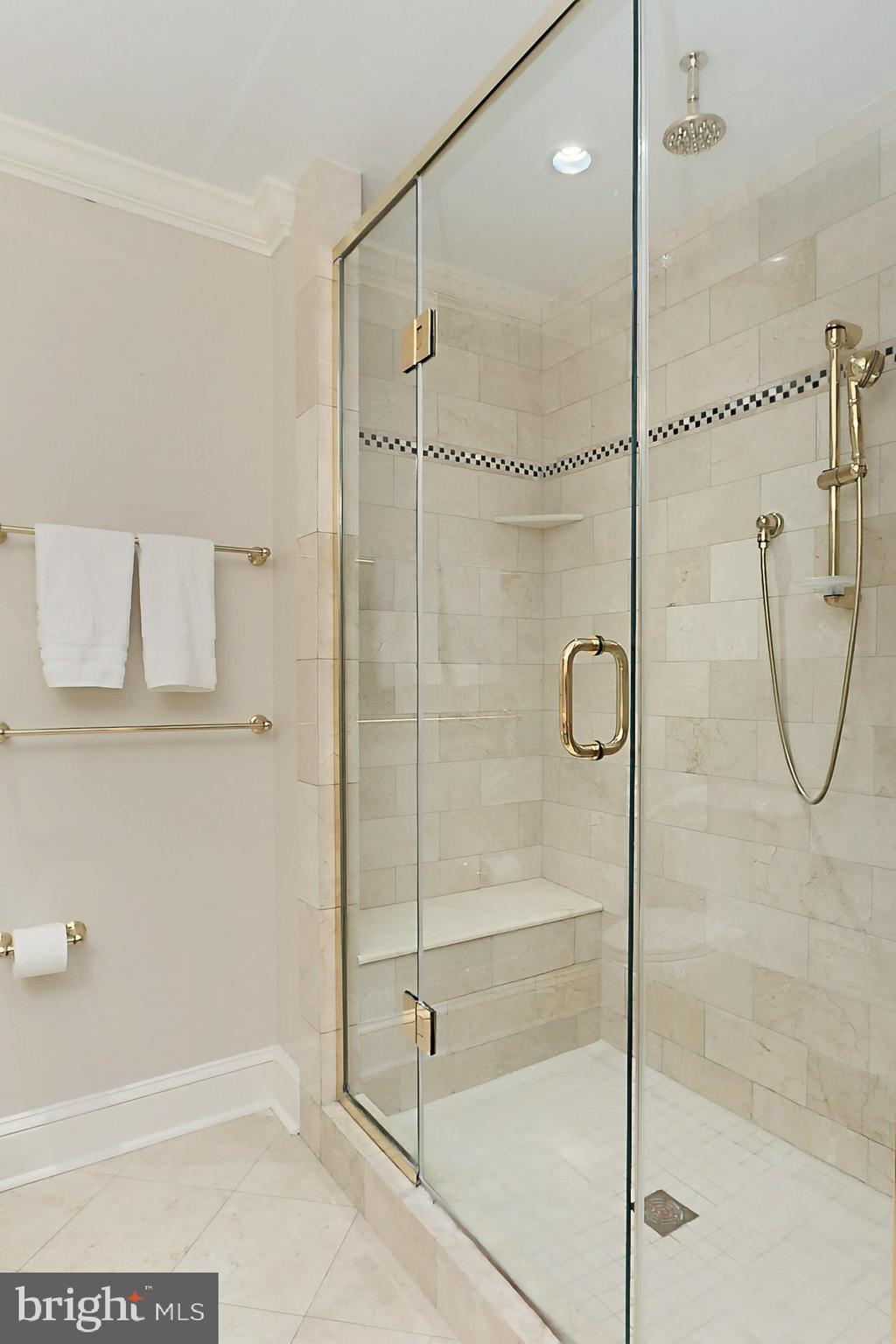 MEMORIAL OVERLOOK - Residential