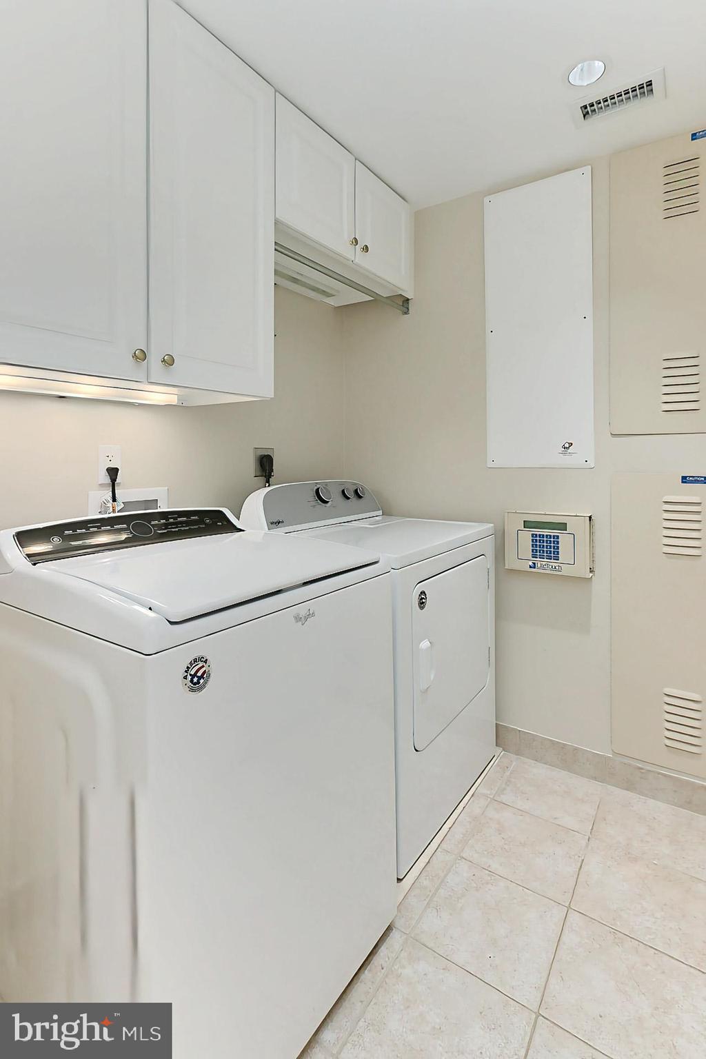 MEMORIAL OVERLOOK - Residential