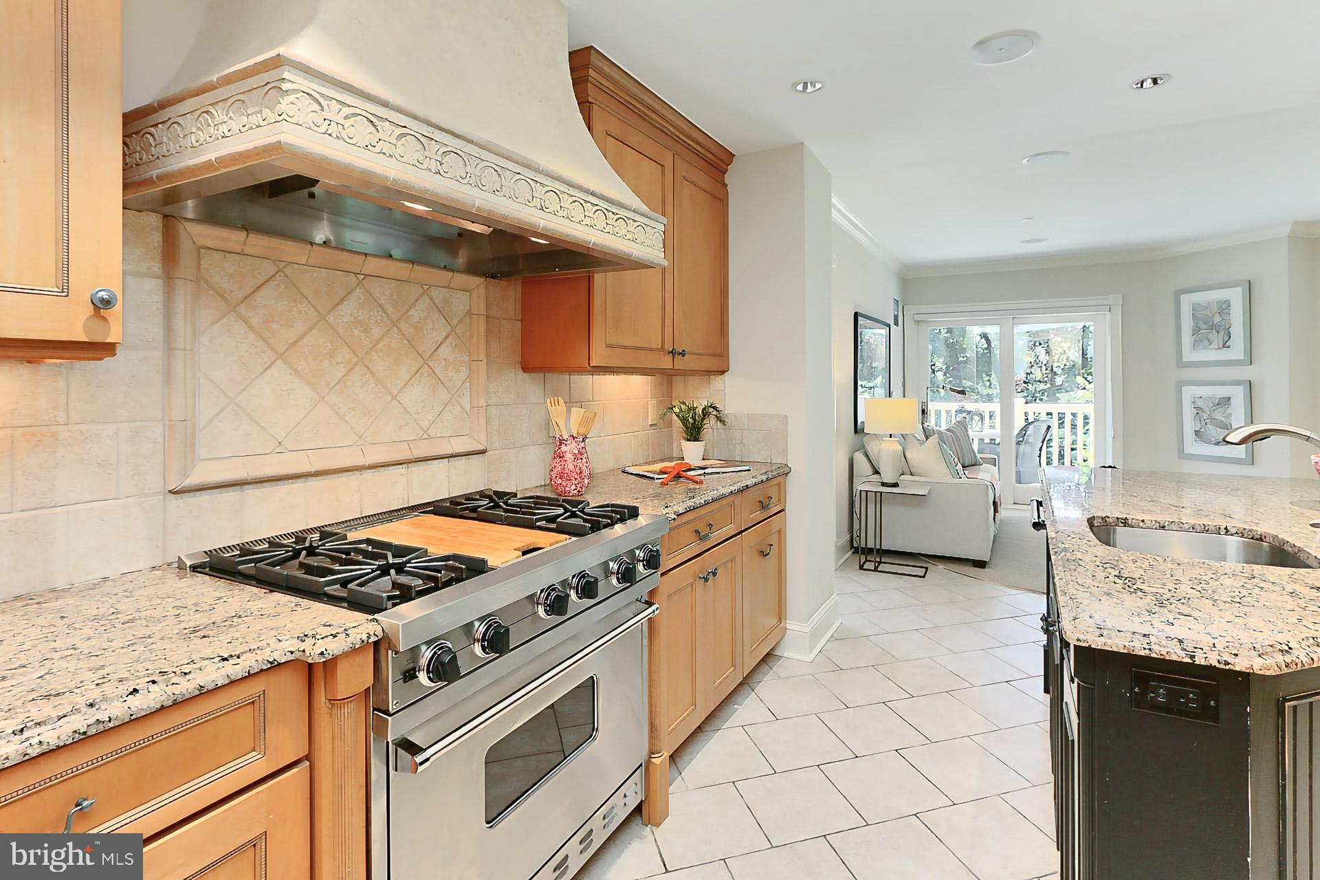 MEMORIAL OVERLOOK - Residential