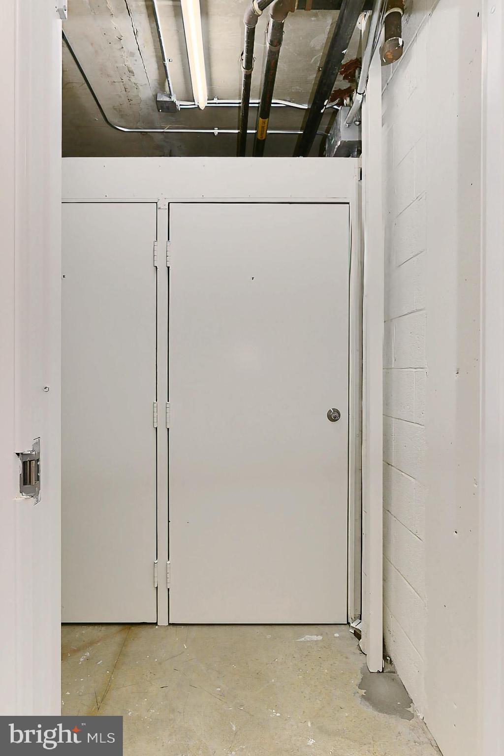 MEMORIAL OVERLOOK - Residential