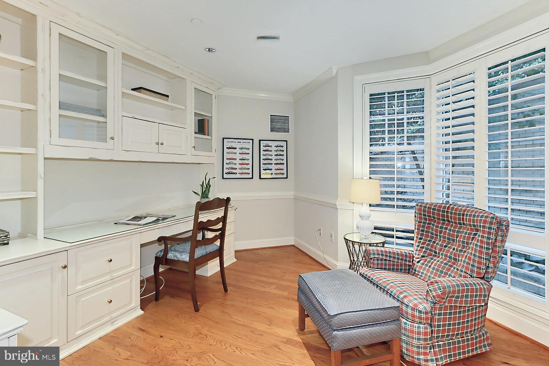 MEMORIAL OVERLOOK - Residential