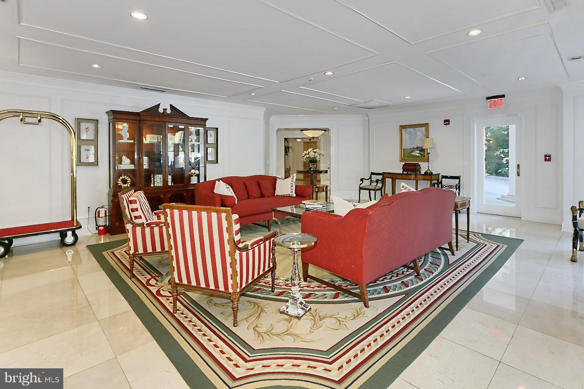 MEMORIAL OVERLOOK - Residential