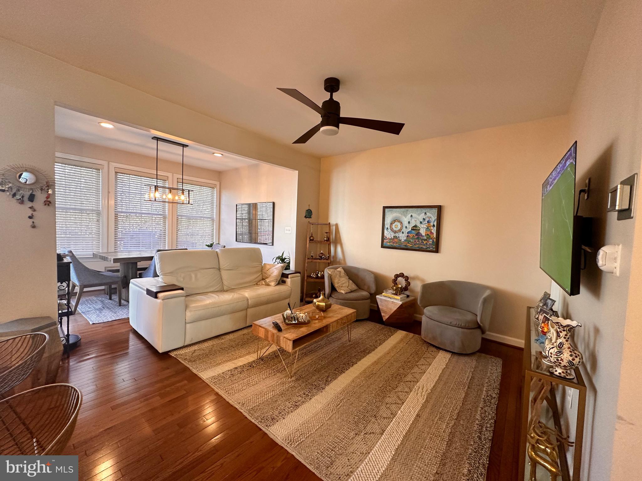 HIGHLAND OAKS - Residential Lease