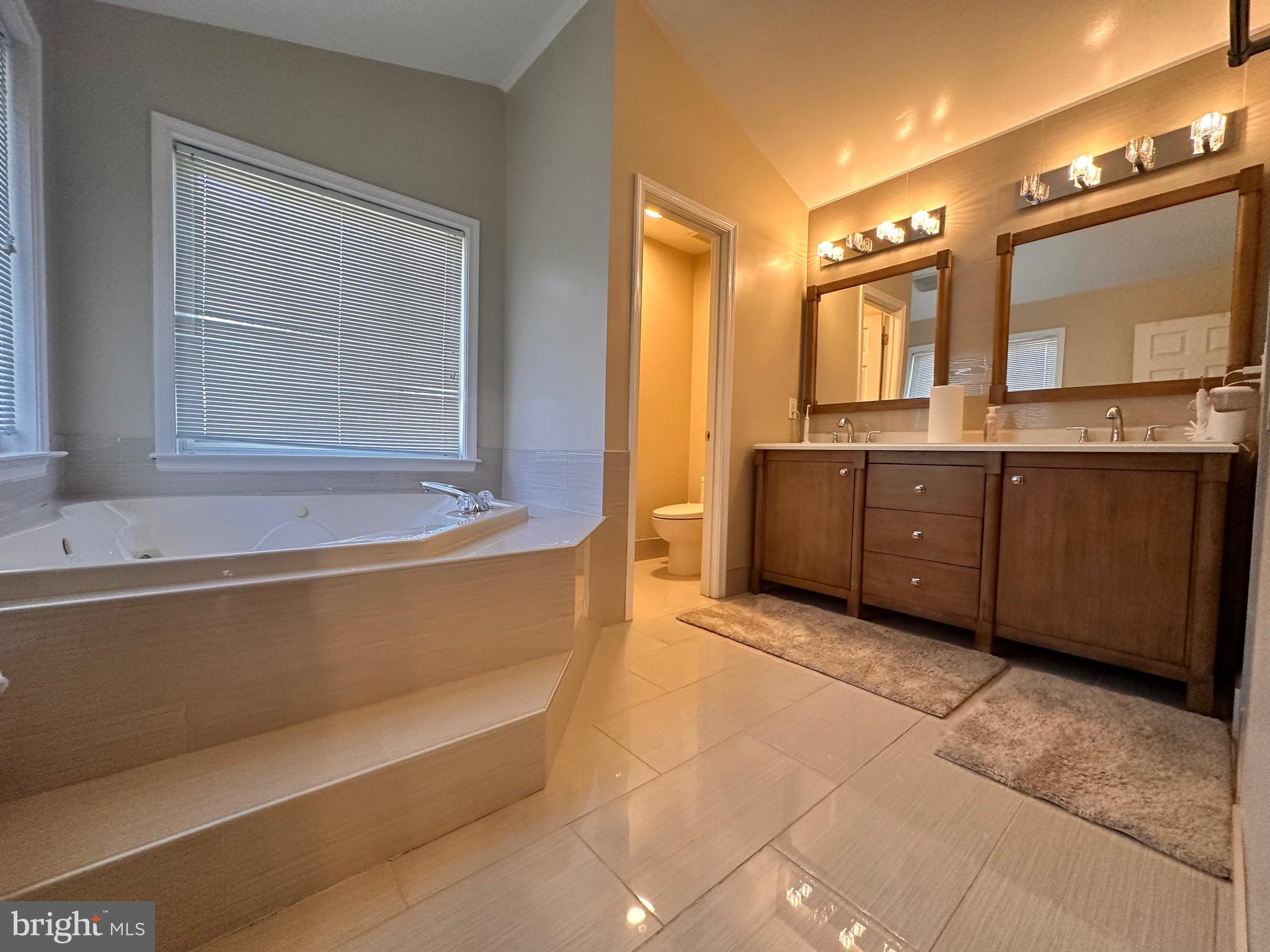 HIGHLAND OAKS - Residential Lease